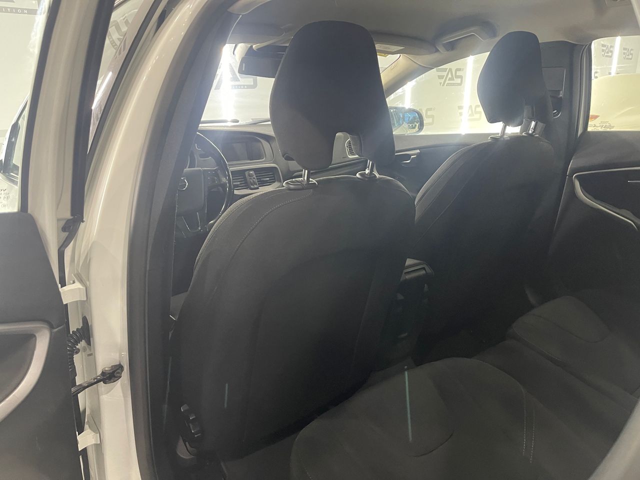 Imagen 13 del Volvo V40 en Auto Select Edition, Figueres