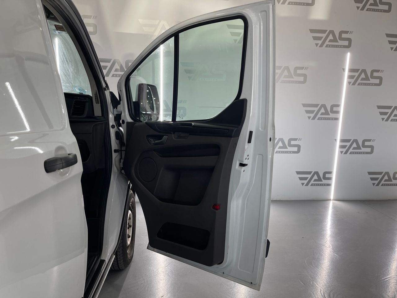 Imagen 111 del Ford Transit Custom en Auto Select Edition, Figueres