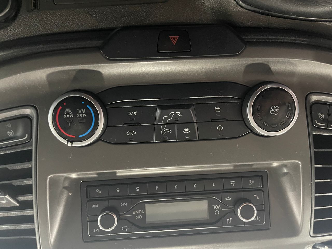 Imagen 101 del Ford Transit Custom en Auto Select Edition, Figueres