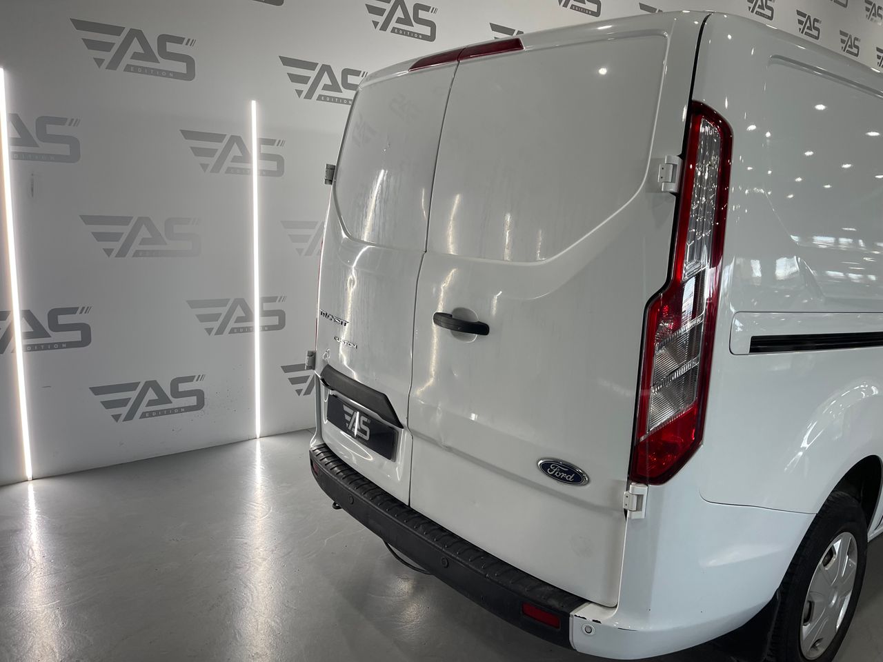 Imagen 32 del Ford Transit Custom en Auto Select Edition, Figueres
