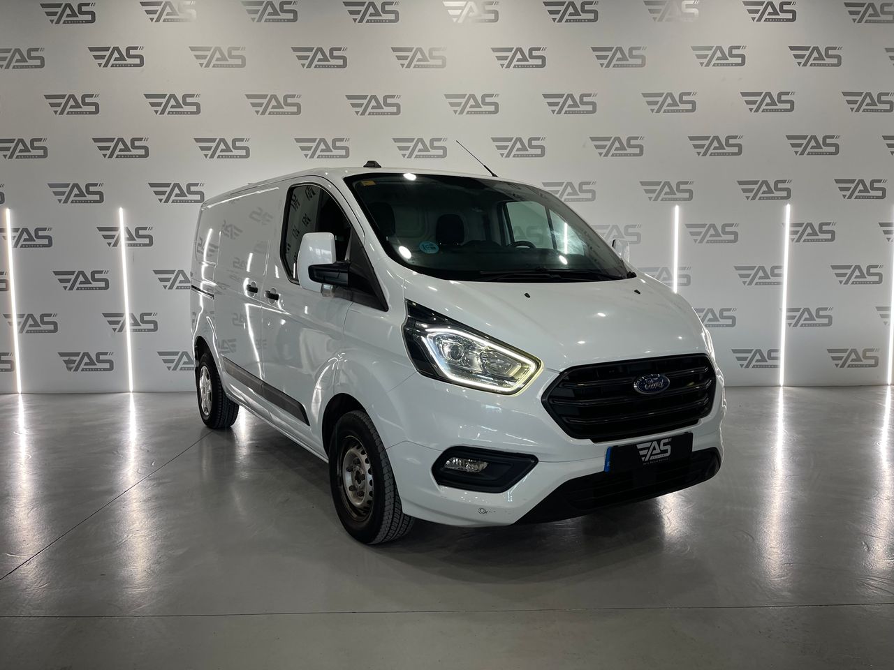 Imagen 3 del Ford Transit Custom en Auto Select Edition, Figueres
