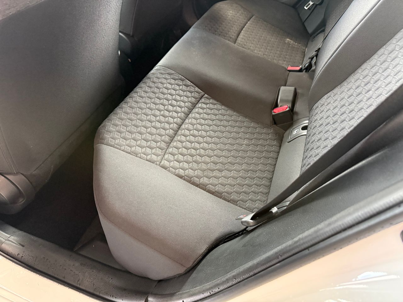 Imagen 14 del Toyota Yaris en Auto Select Edition, Figueres