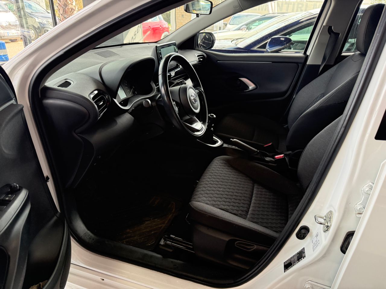 Imagen 16 del Toyota Yaris en Auto Select Edition, Figueres