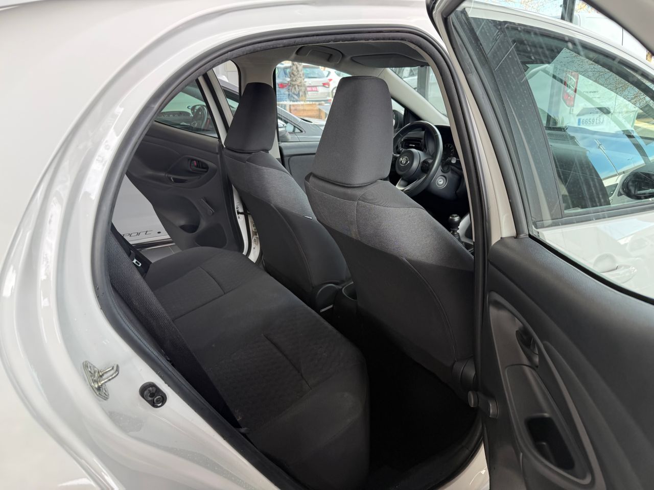 Imagen 10 del Toyota Yaris en Auto Select Edition, Figueres