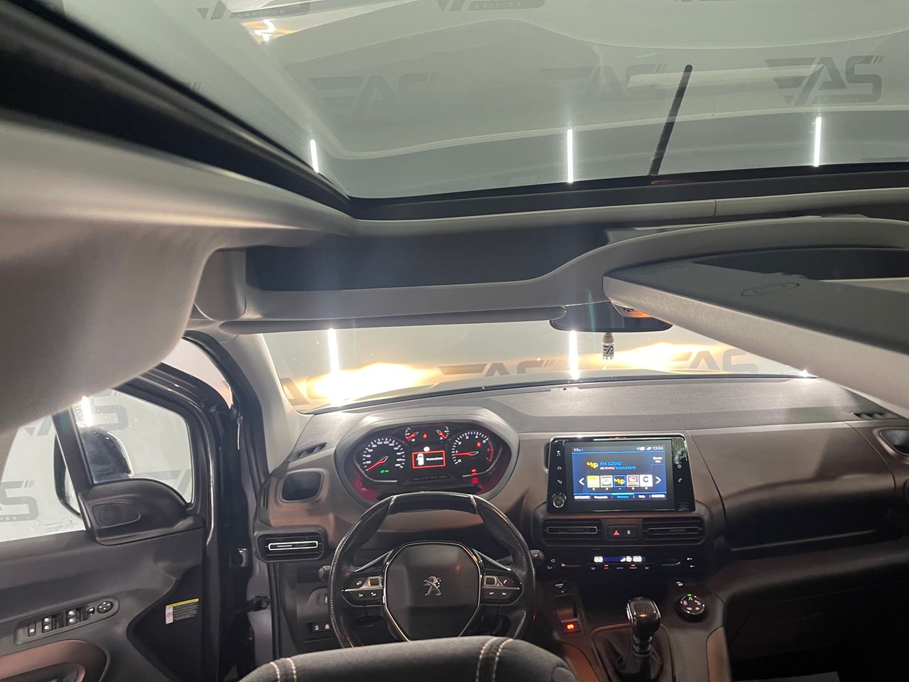 Imagen 132 del Peugeot Rifter en Auto Select Edition, Figueres