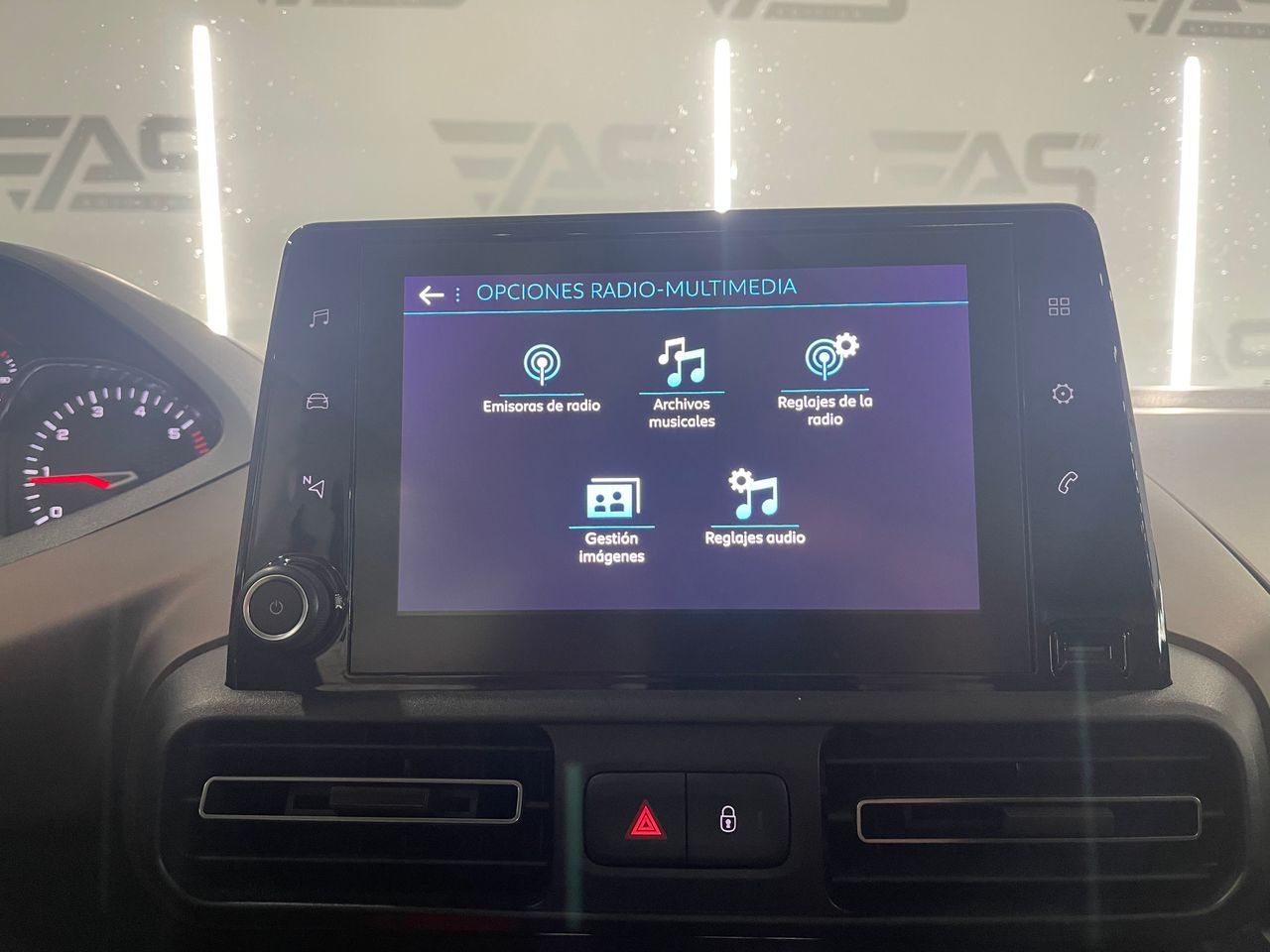 Imagen 103 del Peugeot Rifter en Auto Select Edition, Figueres