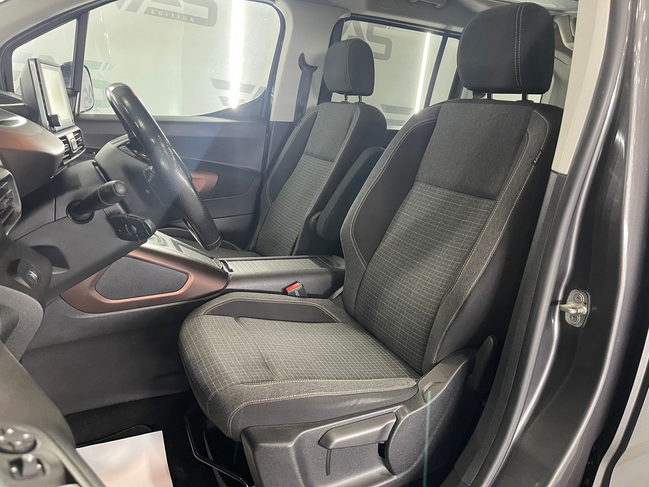 Imagen 165 del Peugeot Rifter en Auto Select Edition, Figueres