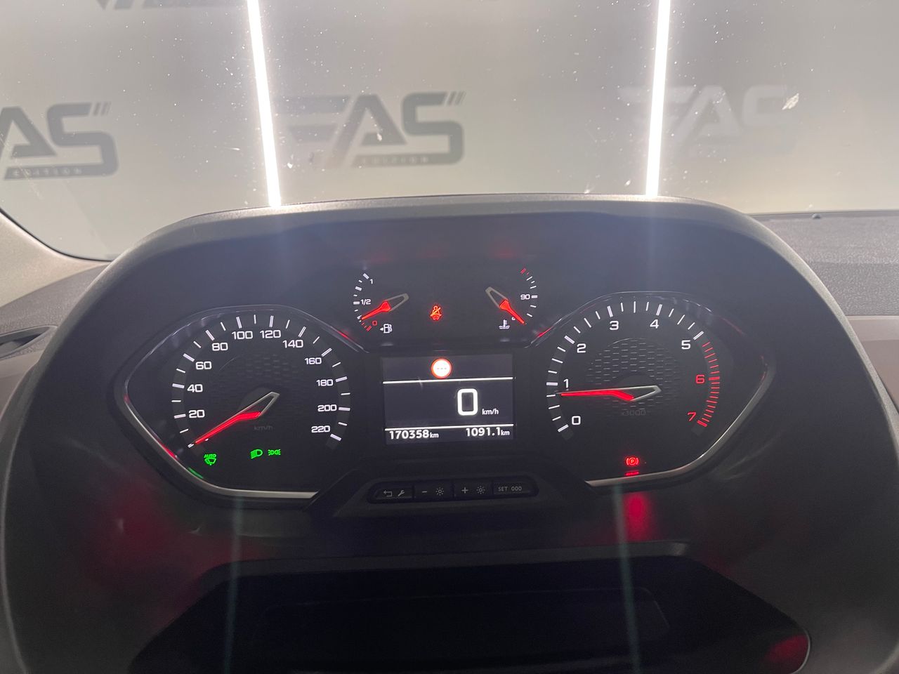 Imagen 92 del Peugeot Rifter en Auto Select Edition, Figueres