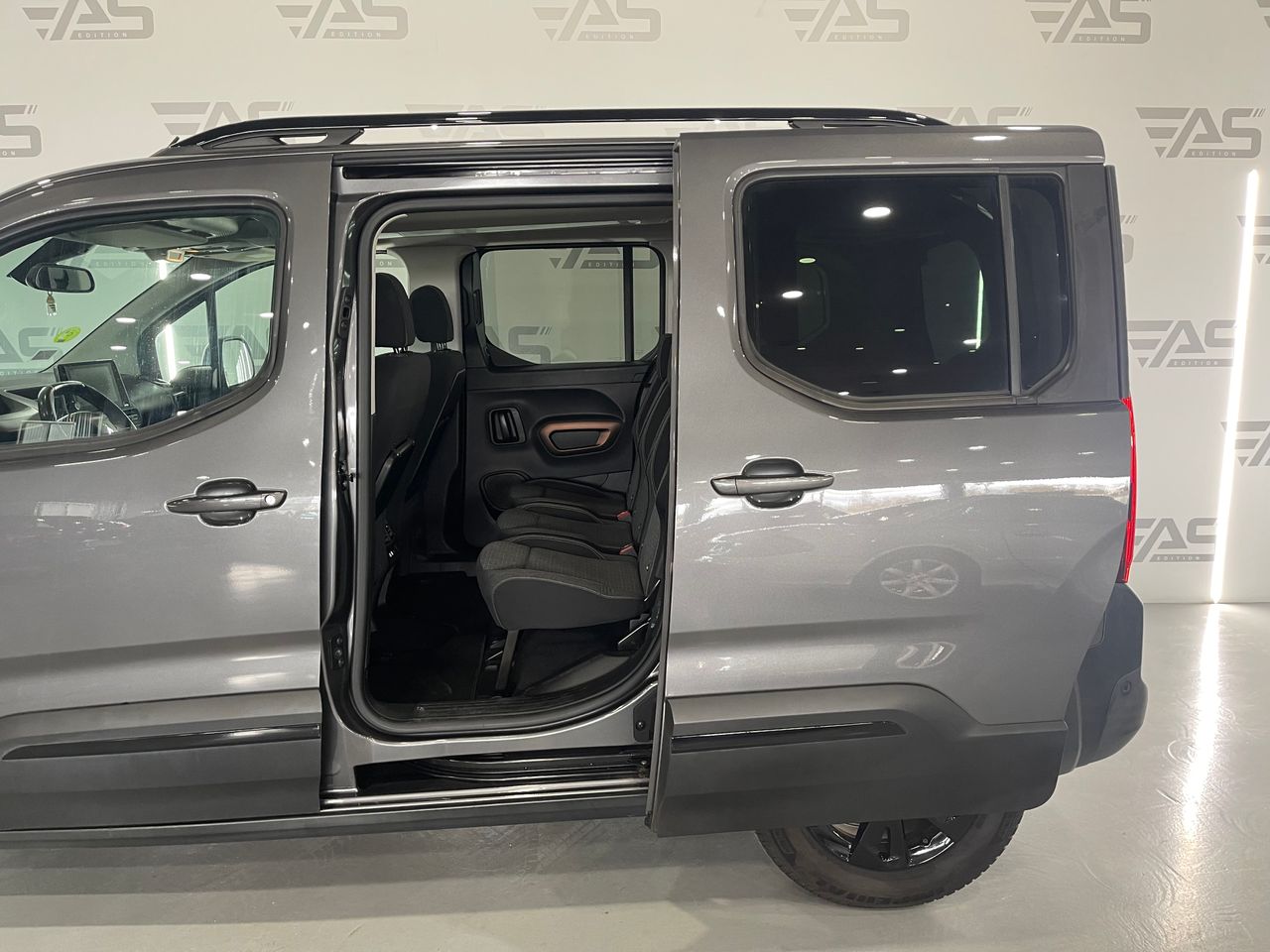 Imagen 28 del Peugeot Rifter en Auto Select Edition, Figueres