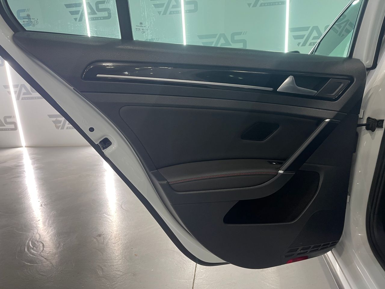 Imagen 99 del Volkswagen Golf en Auto Select Edition, Figueres