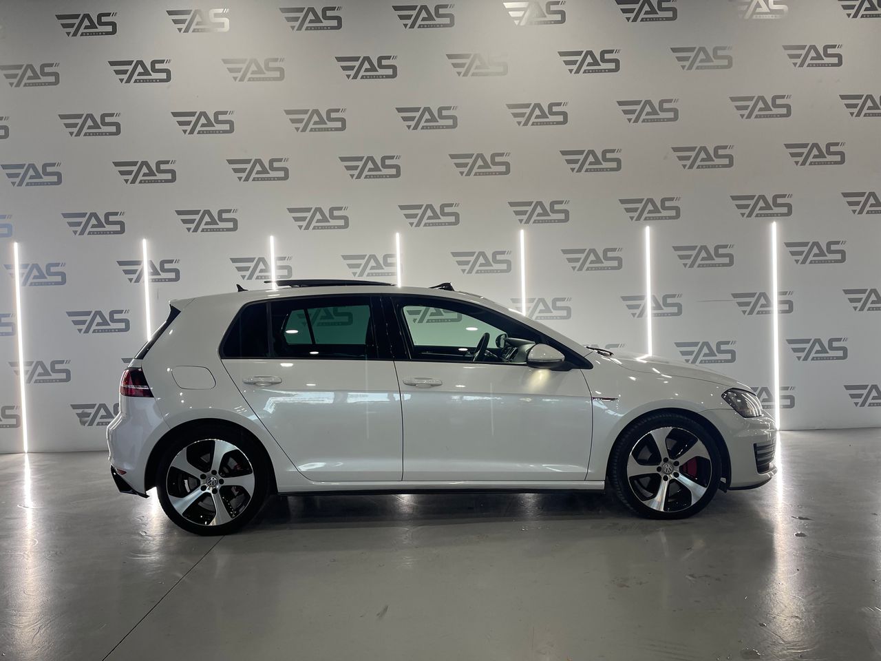 Imagen 7 del Volkswagen Golf en Auto Select Edition, Figueres