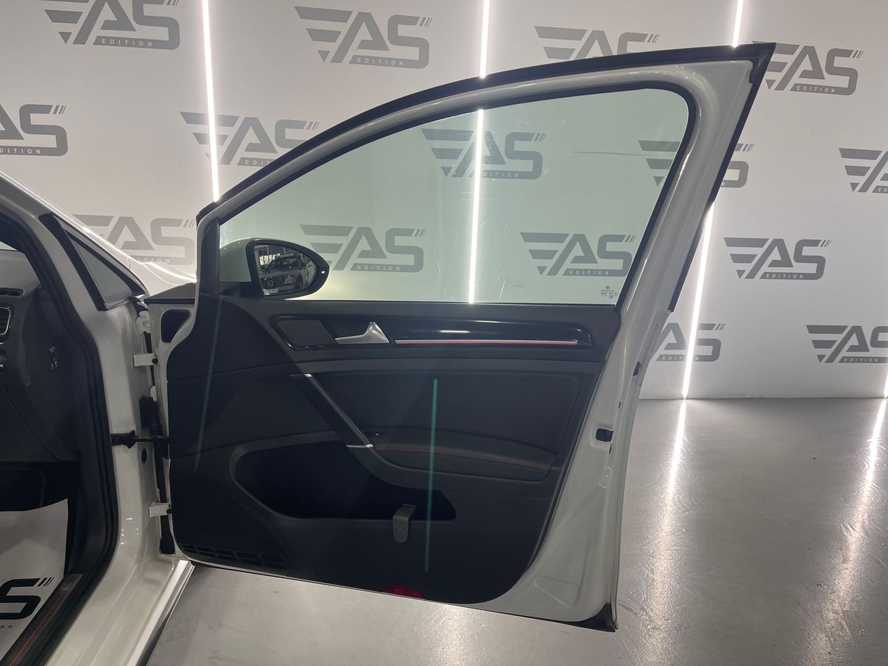 Imagen 115 del Volkswagen Golf en Auto Select Edition, Figueres