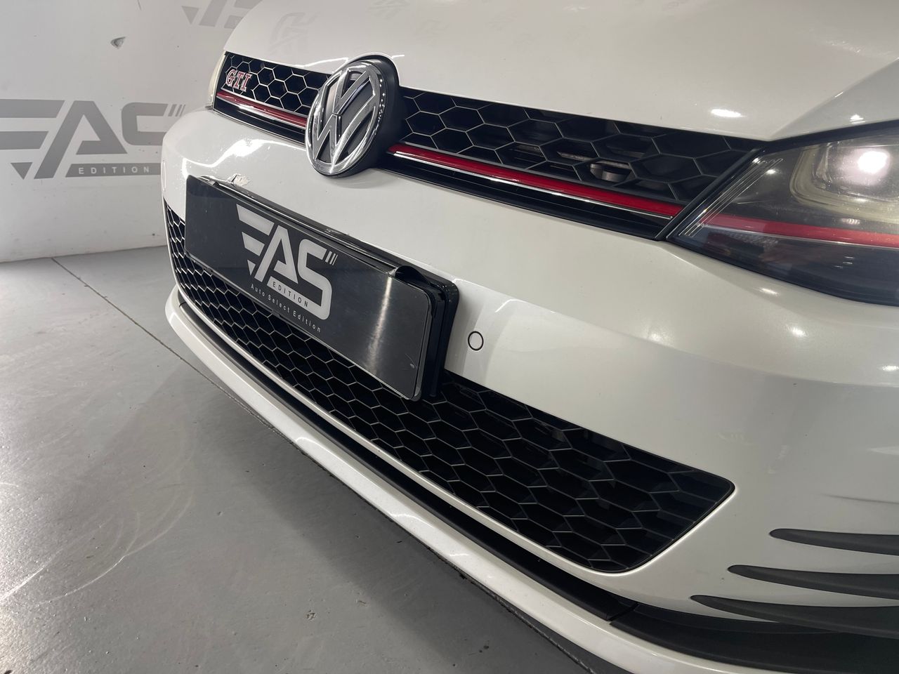 Imagen 54 del Volkswagen Golf en Auto Select Edition, Figueres