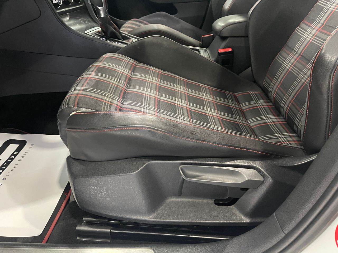 Imagen 97 del Volkswagen Golf en Auto Select Edition, Figueres