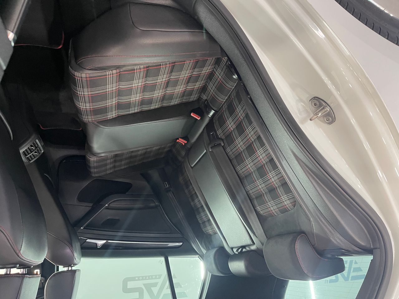 Imagen 83 del Volkswagen Golf en Auto Select Edition, Figueres