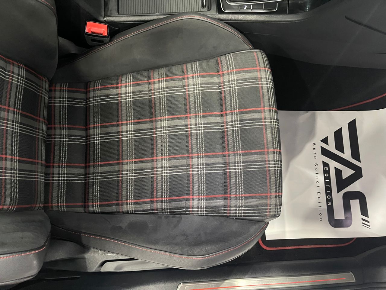 Imagen 125 del Volkswagen Golf en Auto Select Edition, Figueres