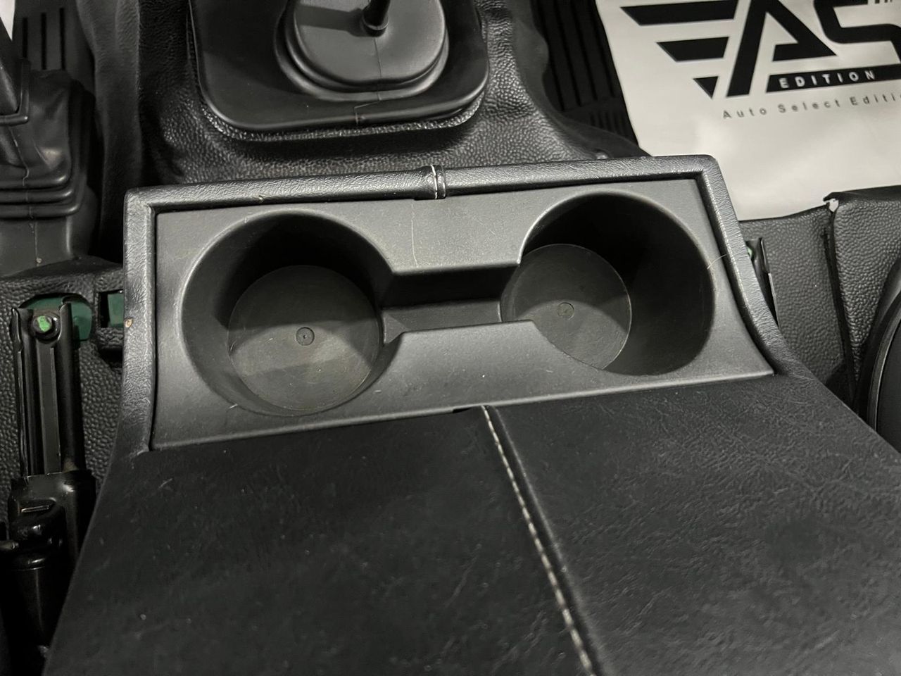 Imagen 95 del Land-Rover Defender en Auto Select Edition, Figueres