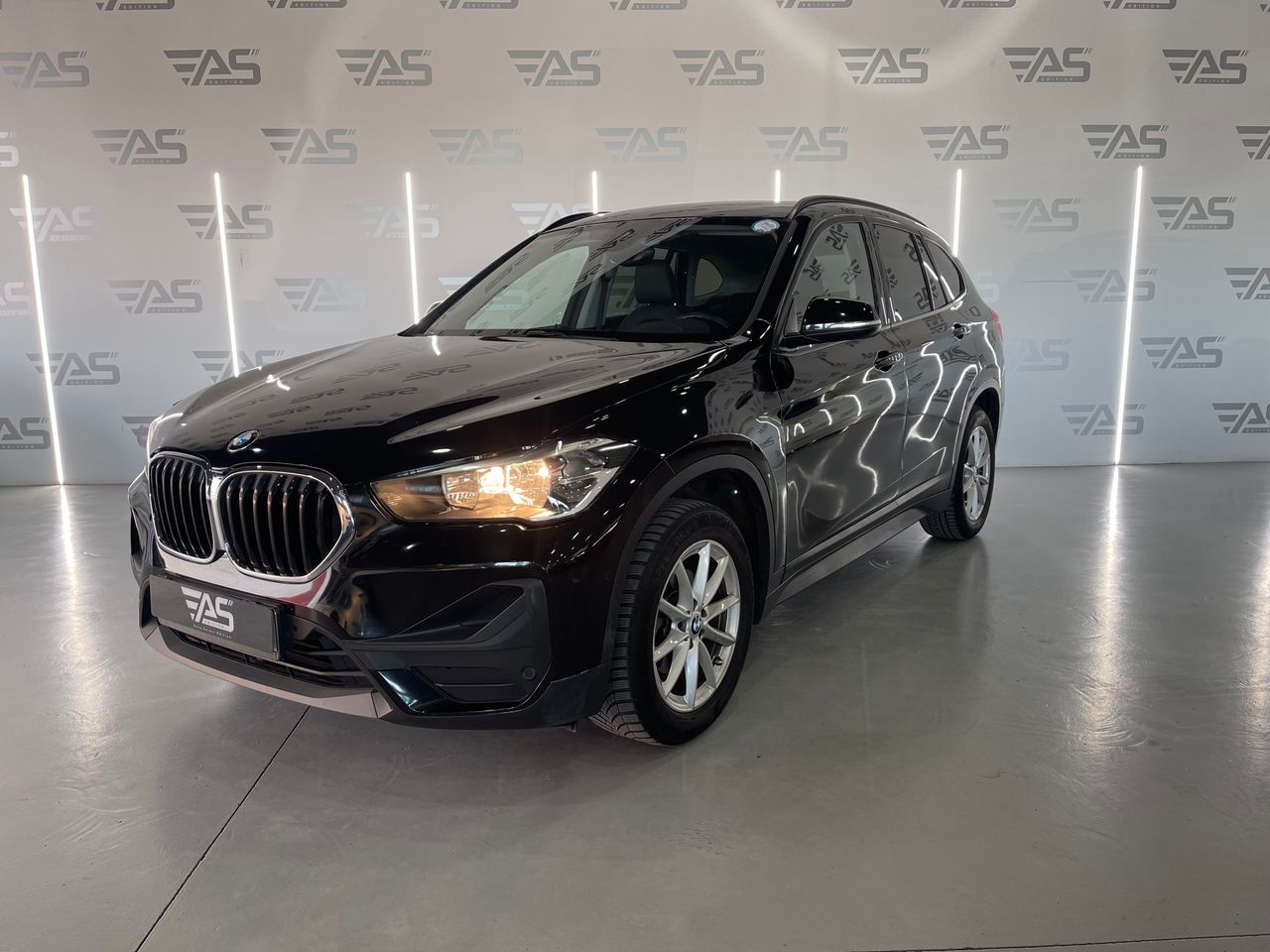 BMW X1 sDrive16d Business