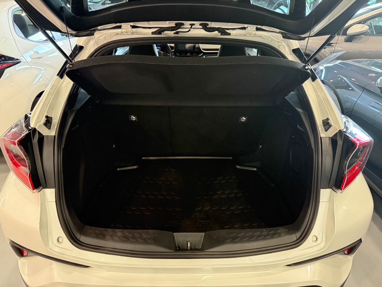 Imagen 22 del Toyota C-HR en Auto Select Edition, Figueres