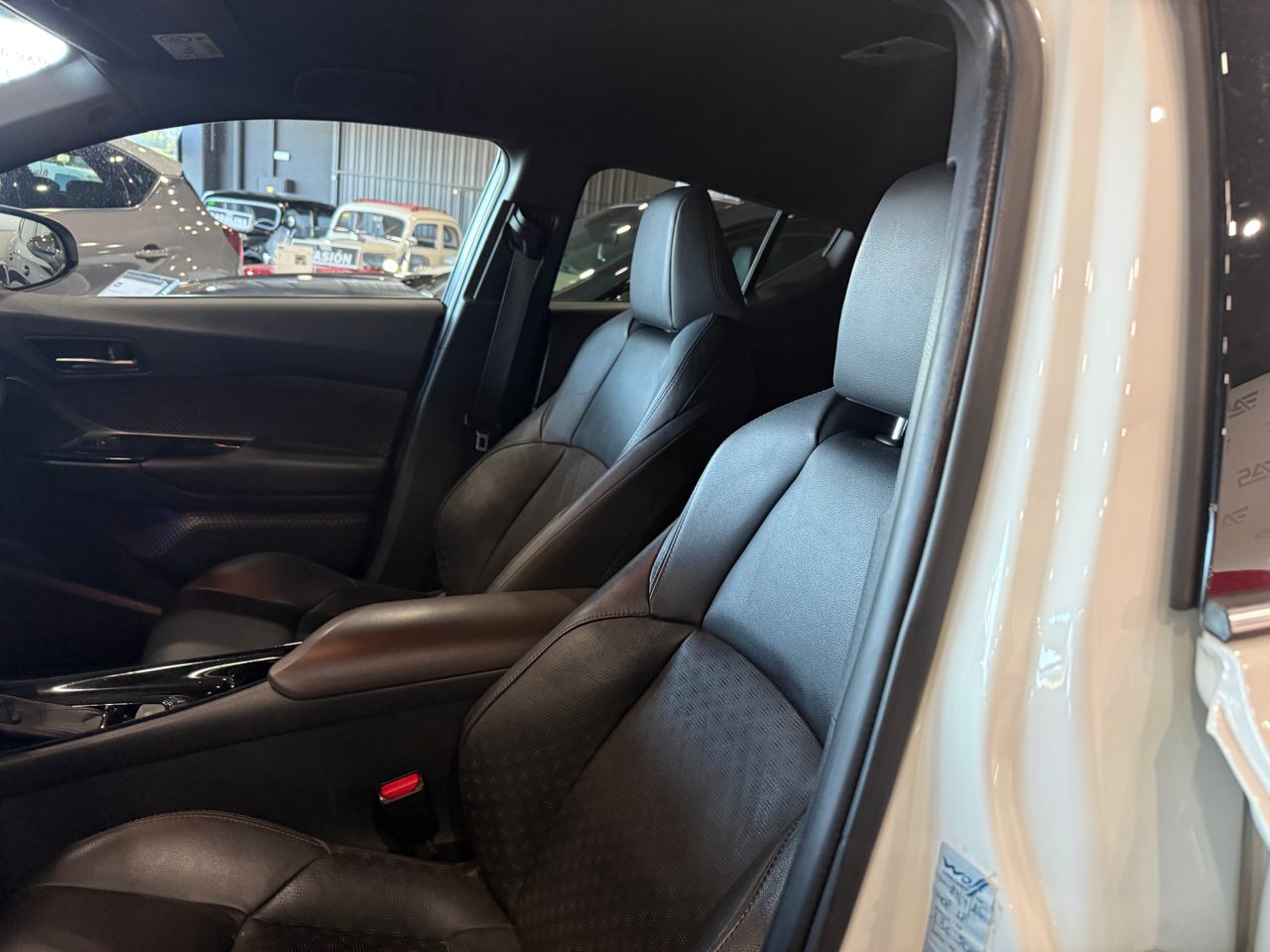 Imagen 15 del Toyota C-HR en Auto Select Edition, Figueres