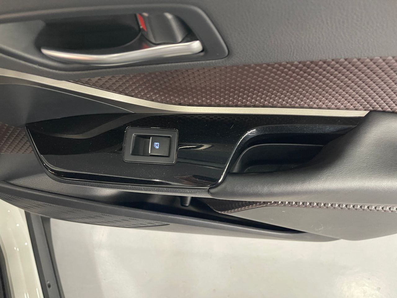 Imagen 101 del Toyota C-HR en Auto Select Edition, Figueres