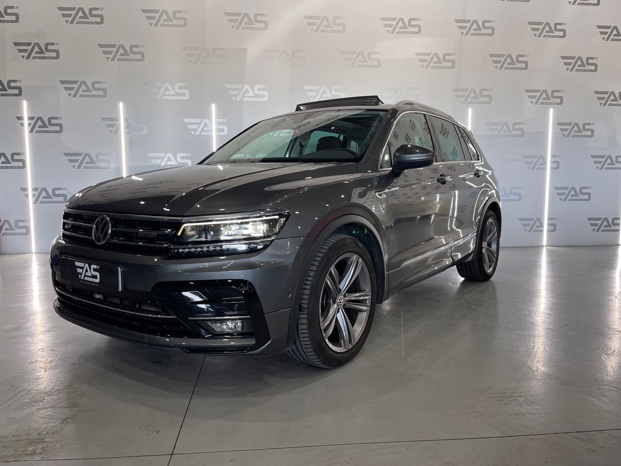 Volkswagen Tiguan Tiguan RLine 1.5 TSI DSG 150cv 5p
