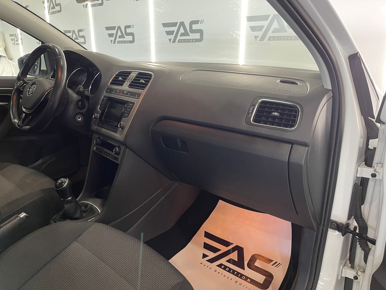 Imagen 100 del Volkswagen Polo en Auto Select Edition, Figueres