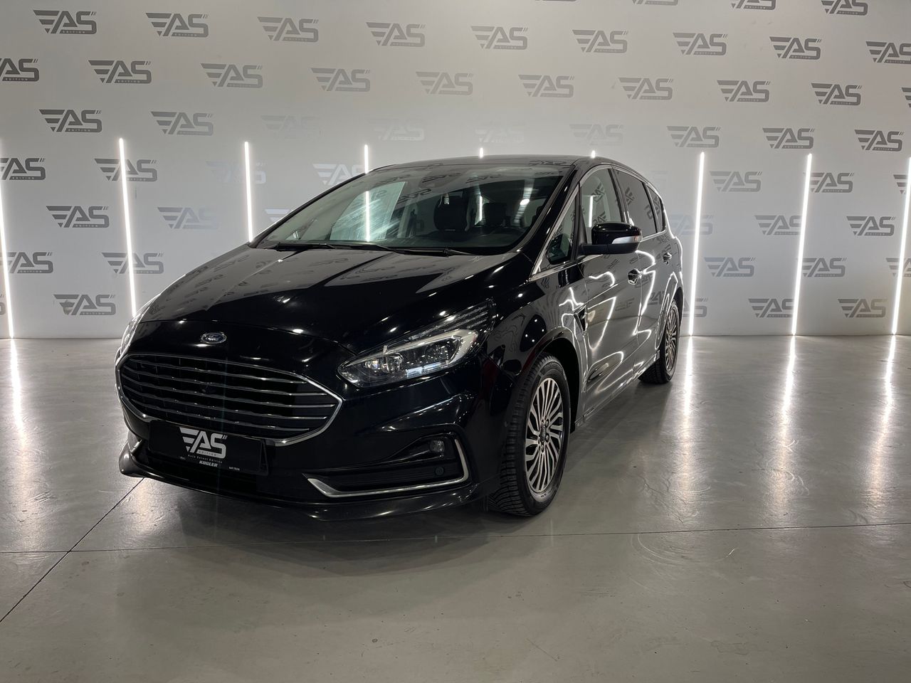 Imagen 1 del Ford S Max en Auto Select Edition, Figueres
