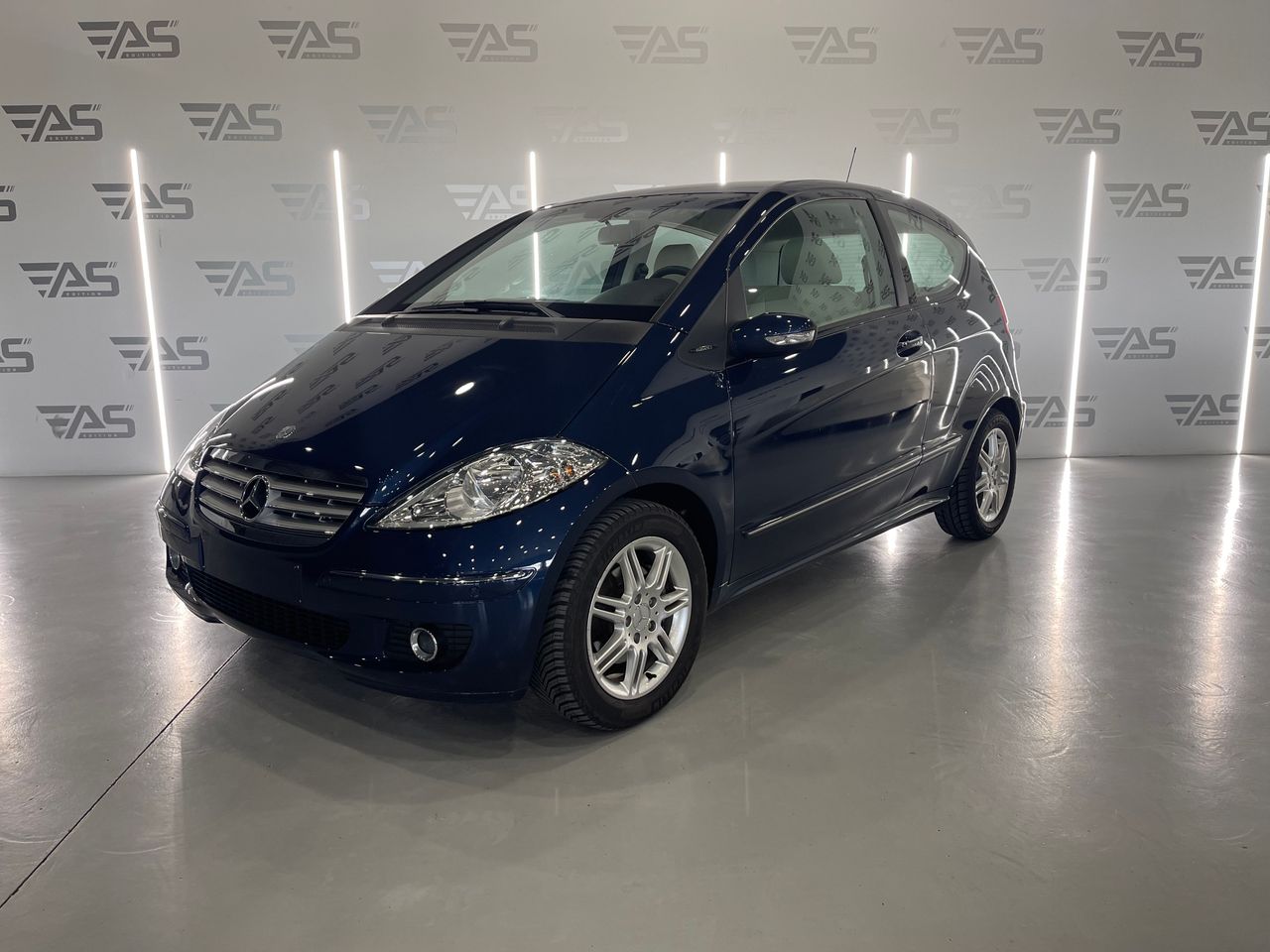 Mercedes Clase A 200 Turbo Avantgarde Auto. – SOLO 24.000 km.