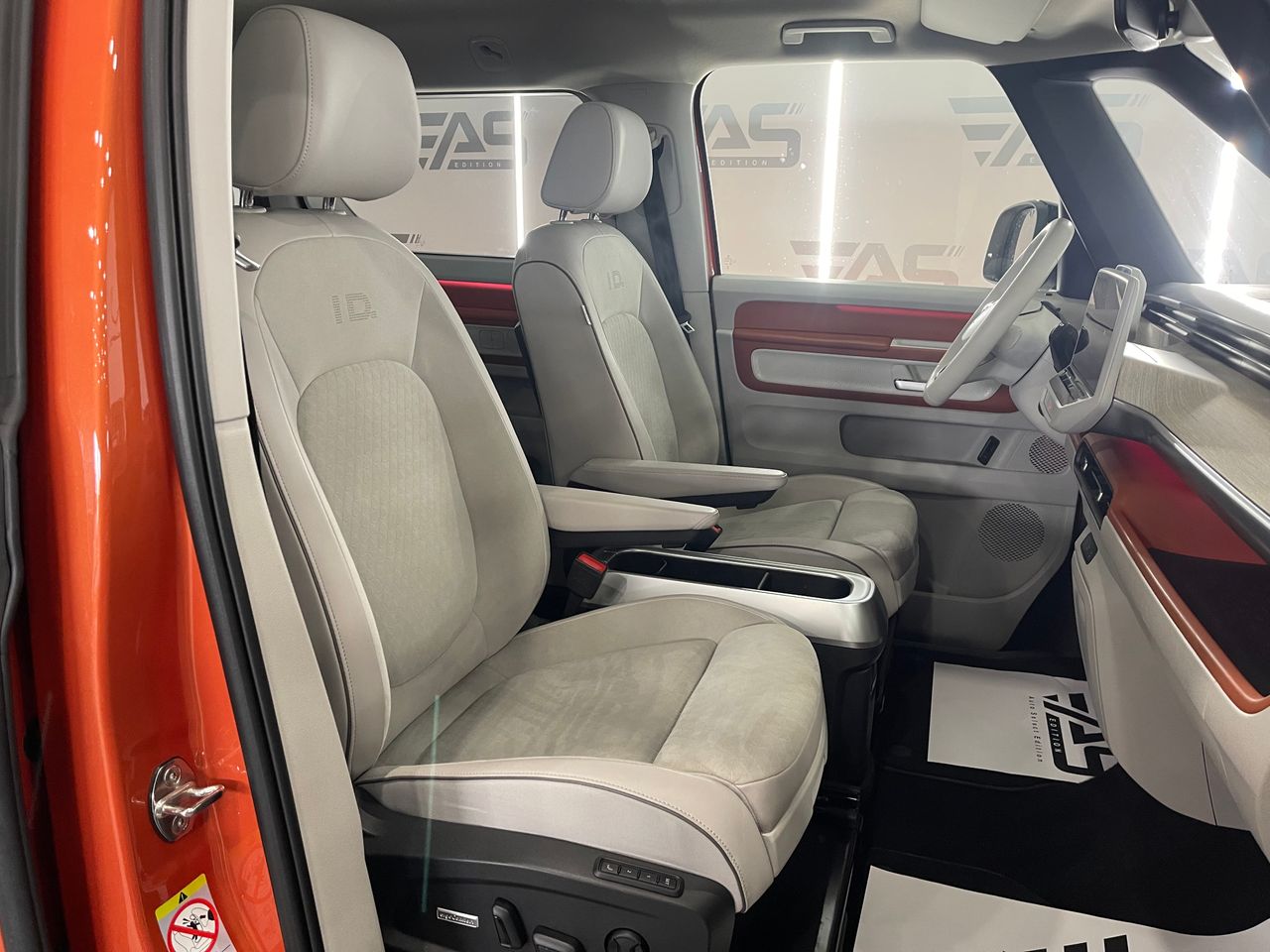 Imagen 154 del Volkswagen ID.BUZZ en Auto Select Edition, Figueres