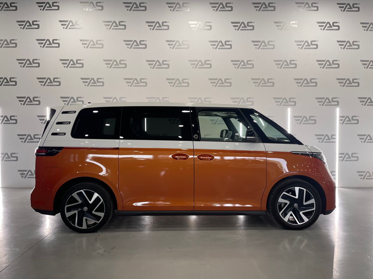 Imagen 7 del Volkswagen ID.BUZZ en Auto Select Edition, Figueres