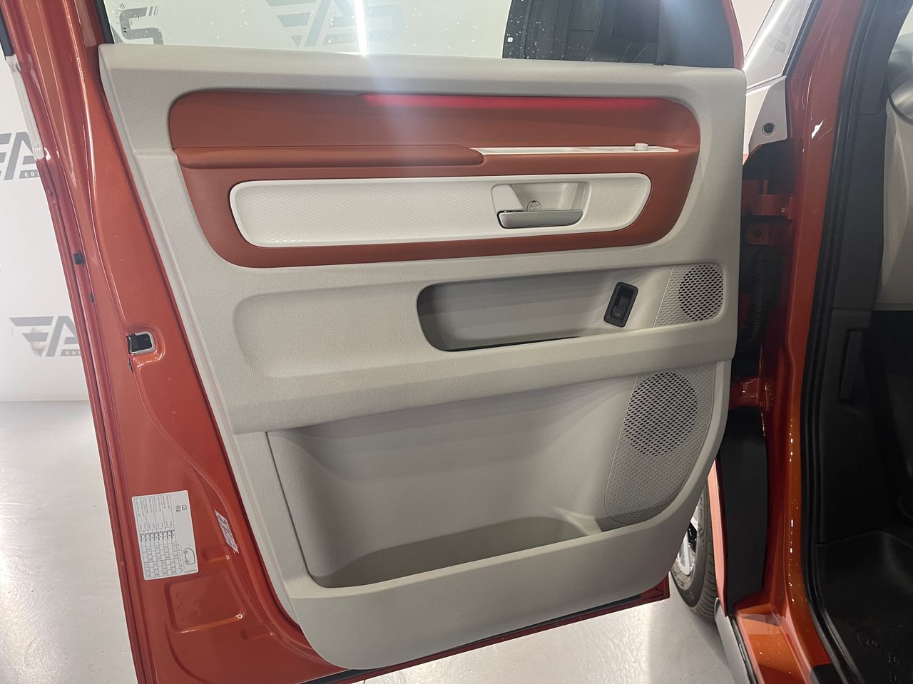 Imagen 88 del Volkswagen ID.BUZZ en Auto Select Edition, Figueres