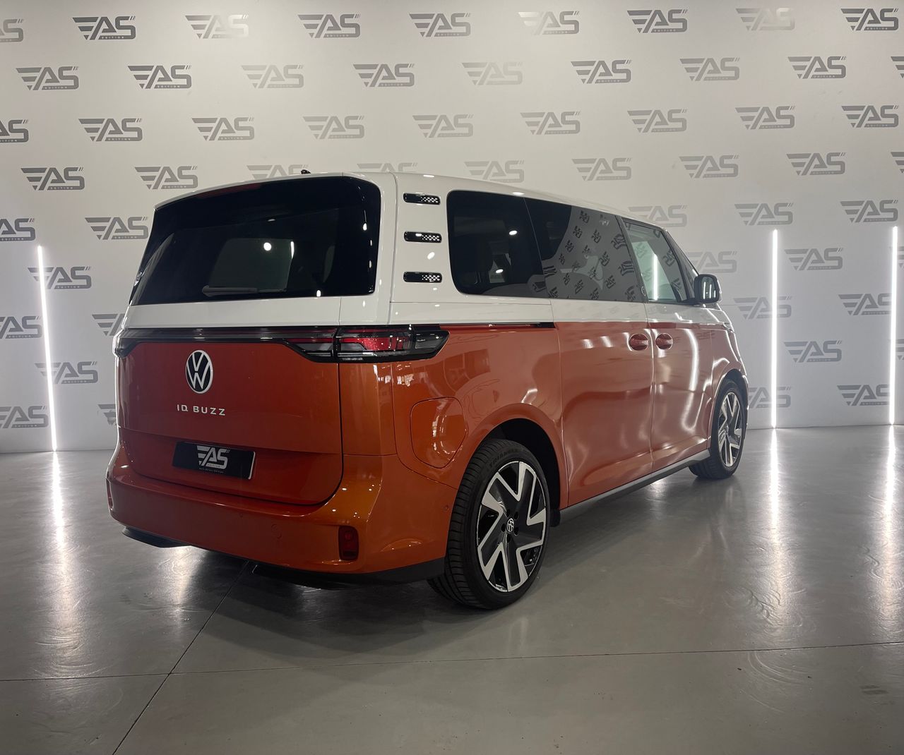 Imagen 4 del Volkswagen ID.BUZZ en Auto Select Edition, Figueres