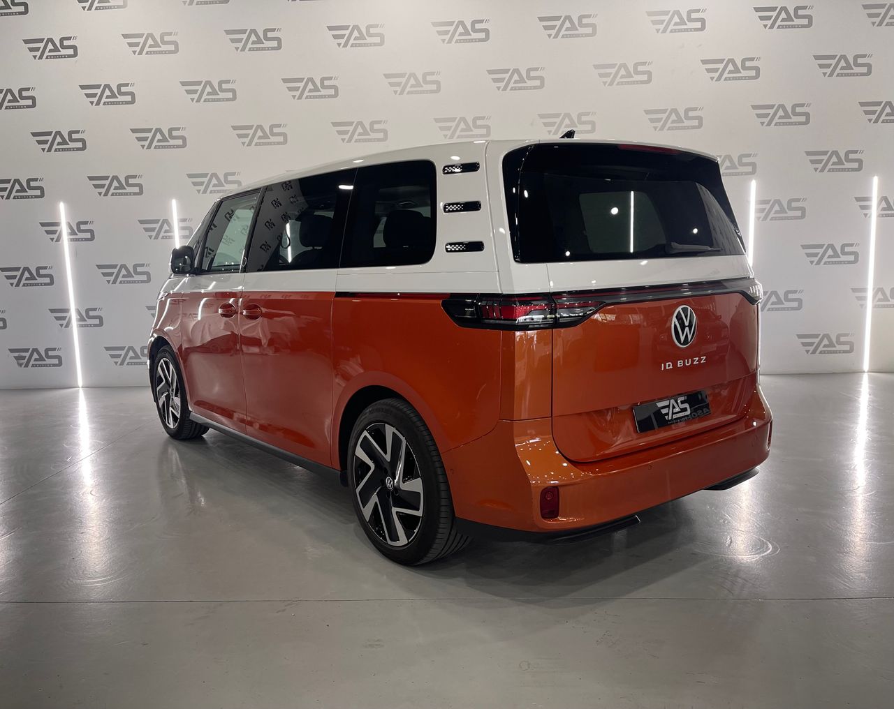 Imagen 5 del Volkswagen ID.BUZZ en Auto Select Edition, Figueres