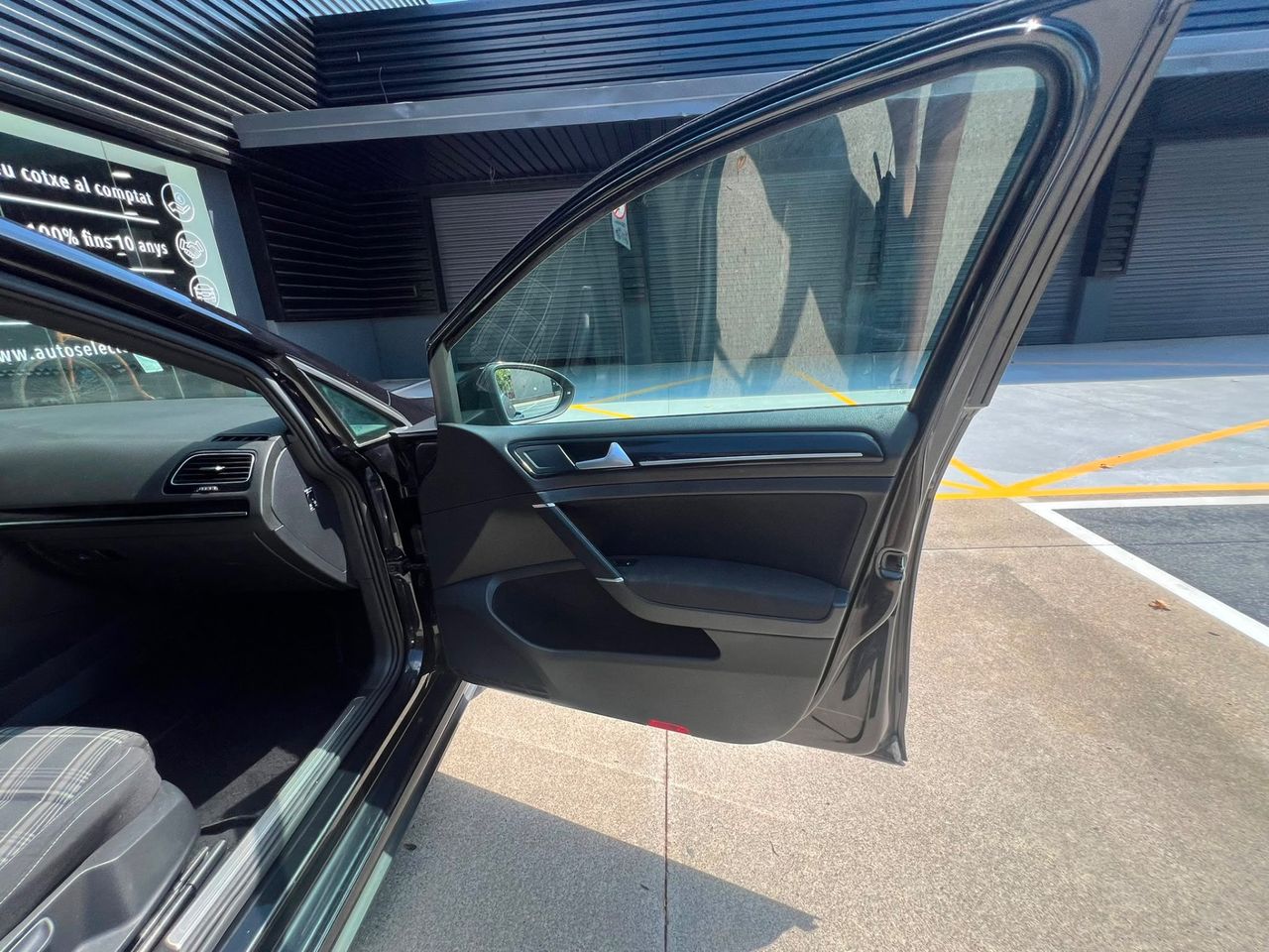 Imagen 105 del Volkswagen Golf en Auto Select Edition, Figueres