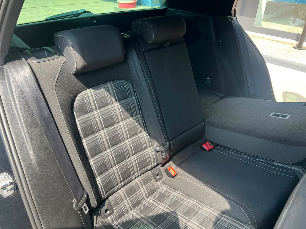 Imagen 82 del Volkswagen Golf en Auto Select Edition, Figueres