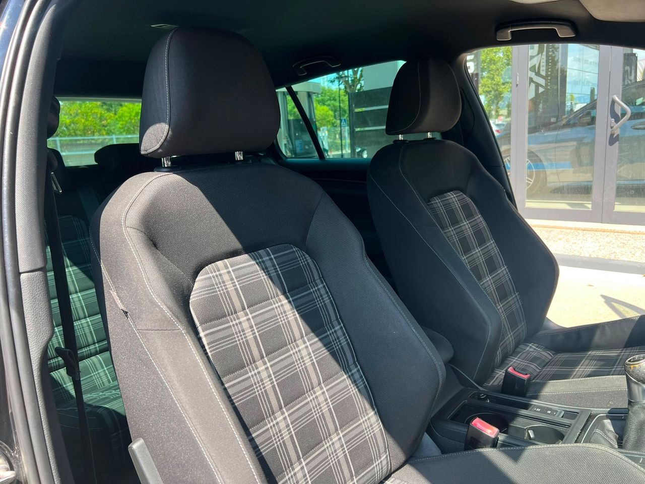 Imagen 129 del Volkswagen Golf en Auto Select Edition, Figueres