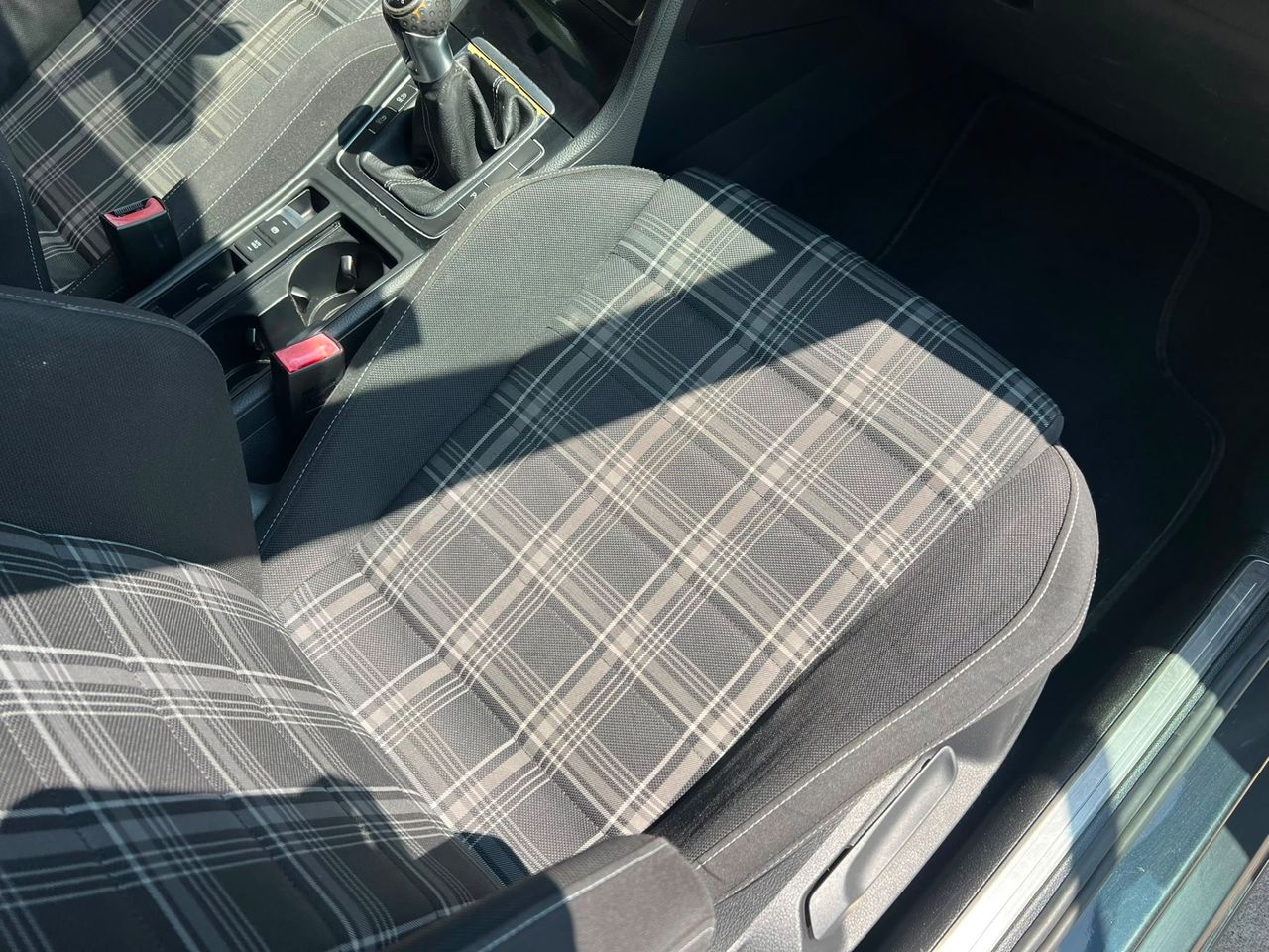 Imagen 92 del Volkswagen Golf en Auto Select Edition, Figueres