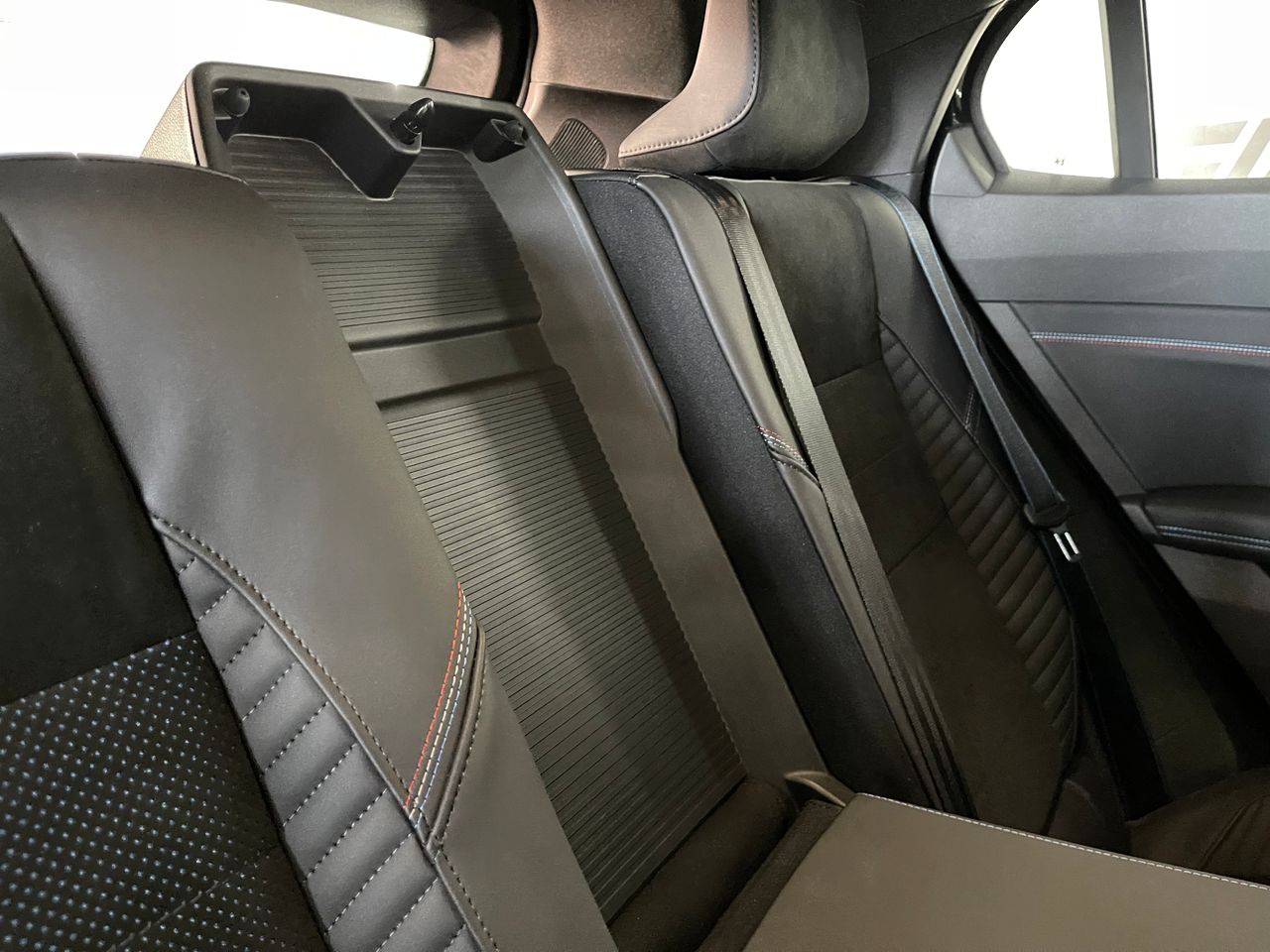 Imagen 201 del Renault Rafale en Auto Select Edition, Figueres
