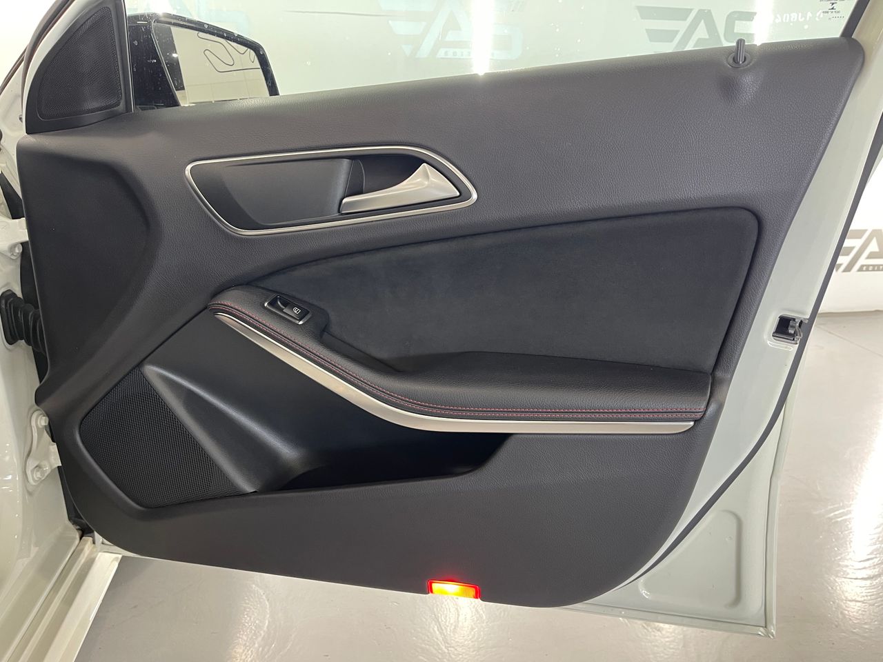 Imagen 98 del Mercedes 200 en Auto Select Edition, Figueres