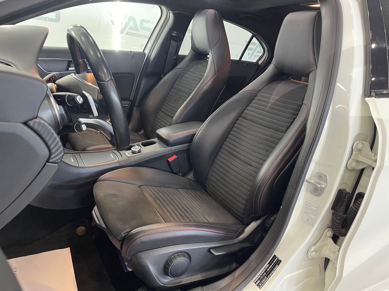 Imagen 148 del Mercedes 200 en Auto Select Edition, Figueres
