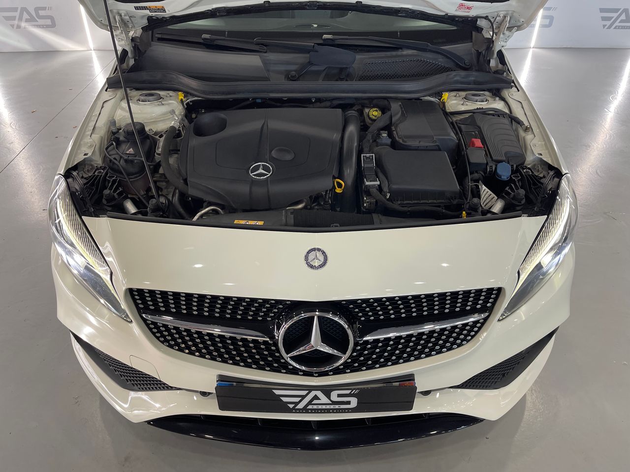 Imagen 56 del Mercedes 200 en Auto Select Edition, Figueres