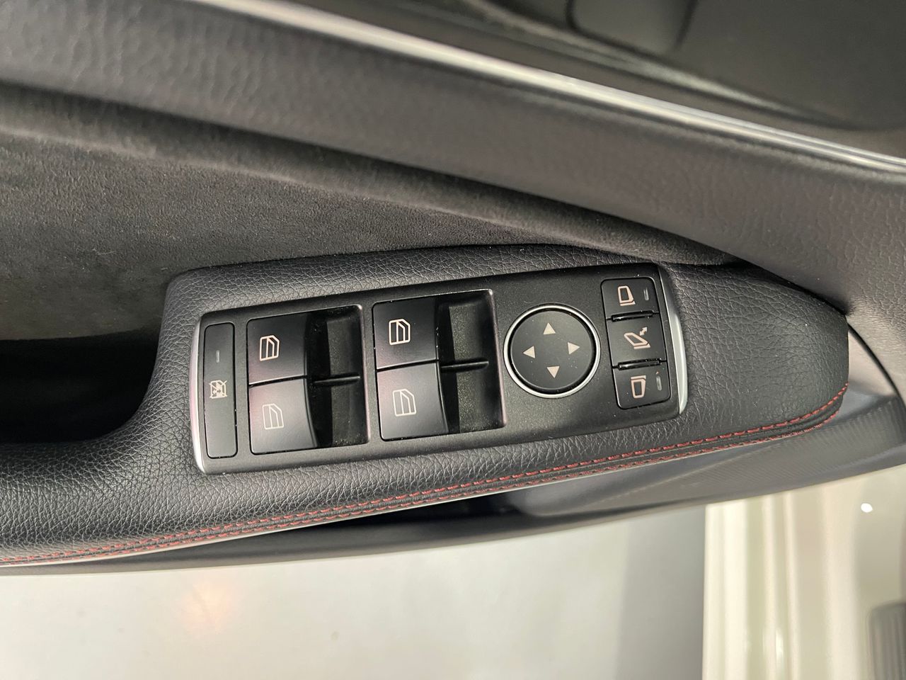 Imagen 72 del Mercedes 200 en Auto Select Edition, Figueres