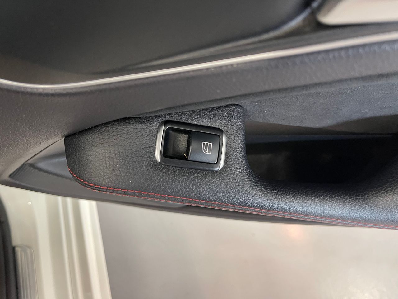 Imagen 100 del Mercedes 200 en Auto Select Edition, Figueres