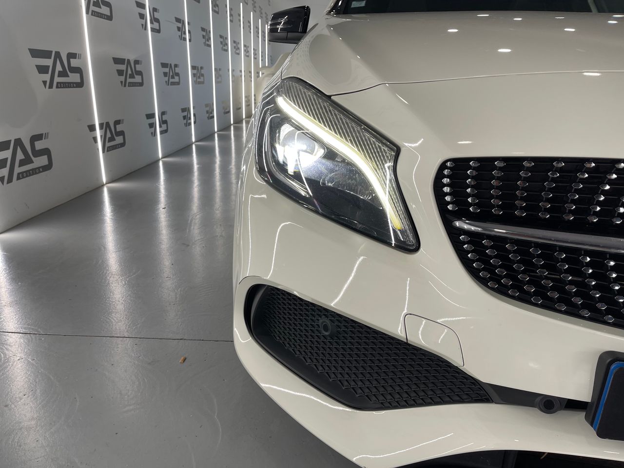 Imagen 50 del Mercedes 200 en Auto Select Edition, Figueres