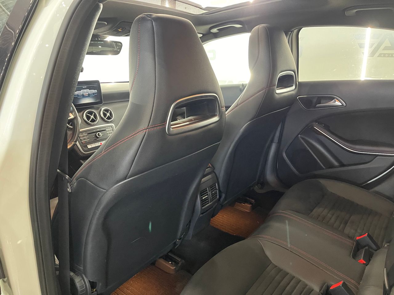 Imagen 145 del Mercedes 200 en Auto Select Edition, Figueres