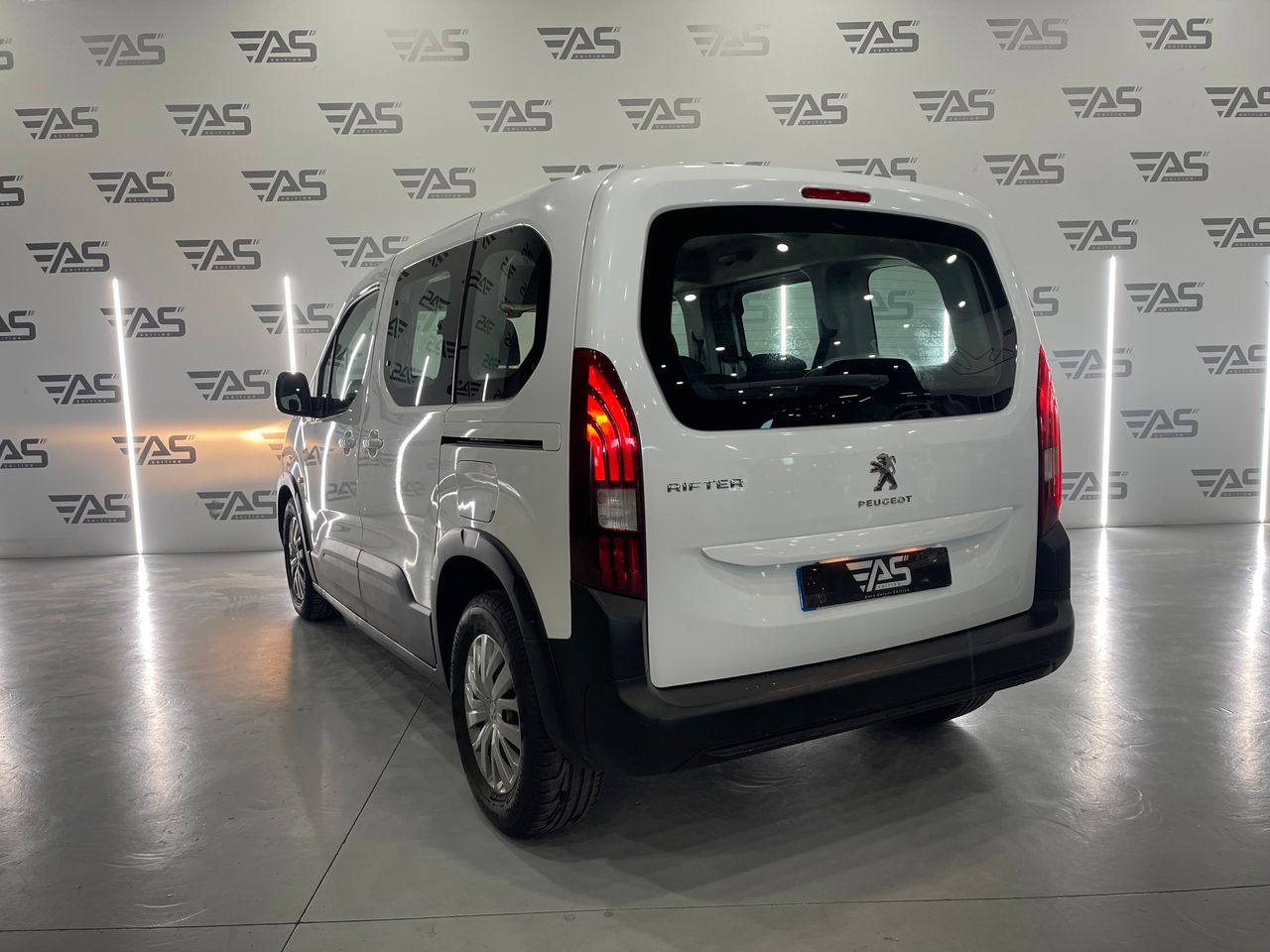 Imagen 5 del Peugeot Rifter en Auto Select Edition, Figueres