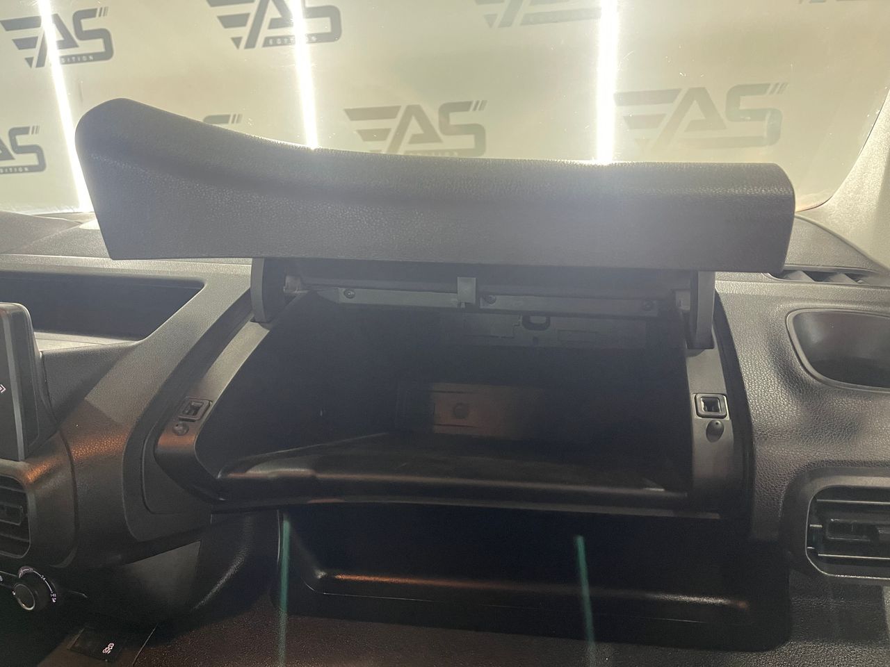 Imagen 91 del Peugeot Rifter en Auto Select Edition, Figueres