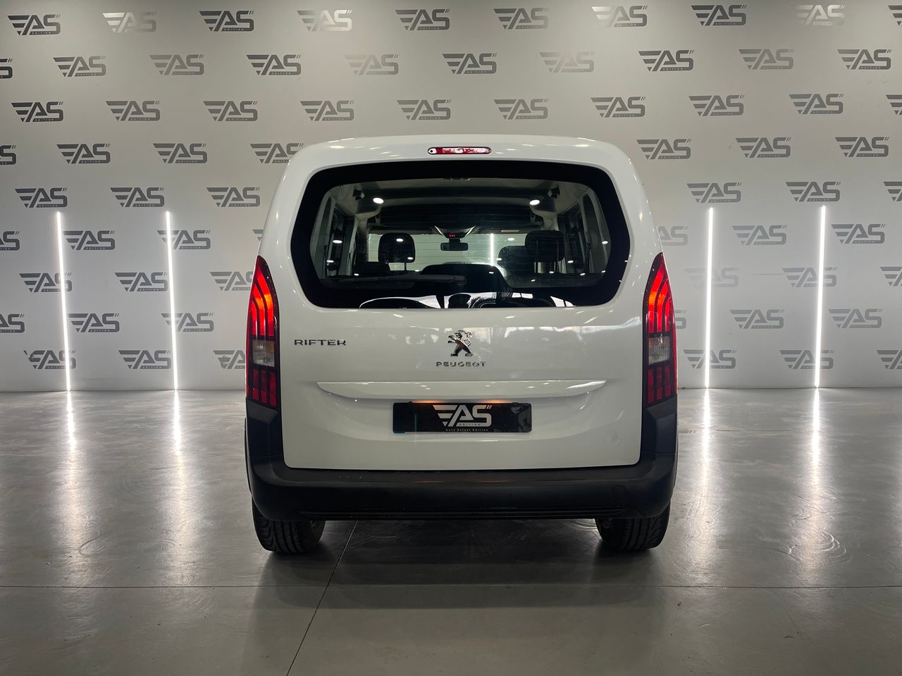 Imagen 9 del Peugeot Rifter en Auto Select Edition, Figueres