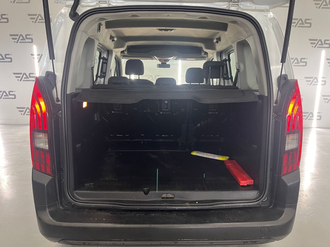 Imagen 63 del Peugeot Rifter en Auto Select Edition, Figueres